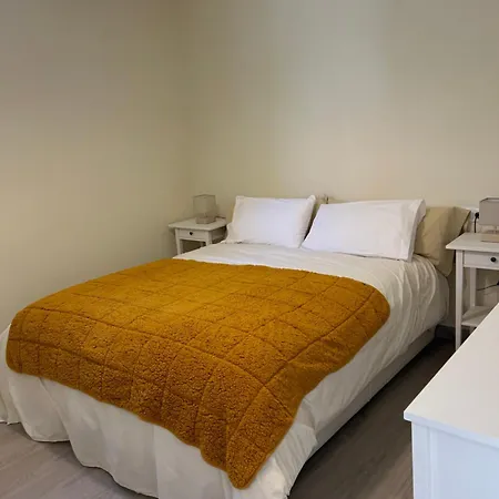 Acogedor Bajo En Meira Feriehus Moaña